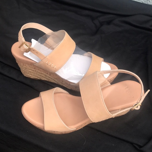 UGG Shoes - Women’s UGG ELENA CREAM WEDGE #8 💕